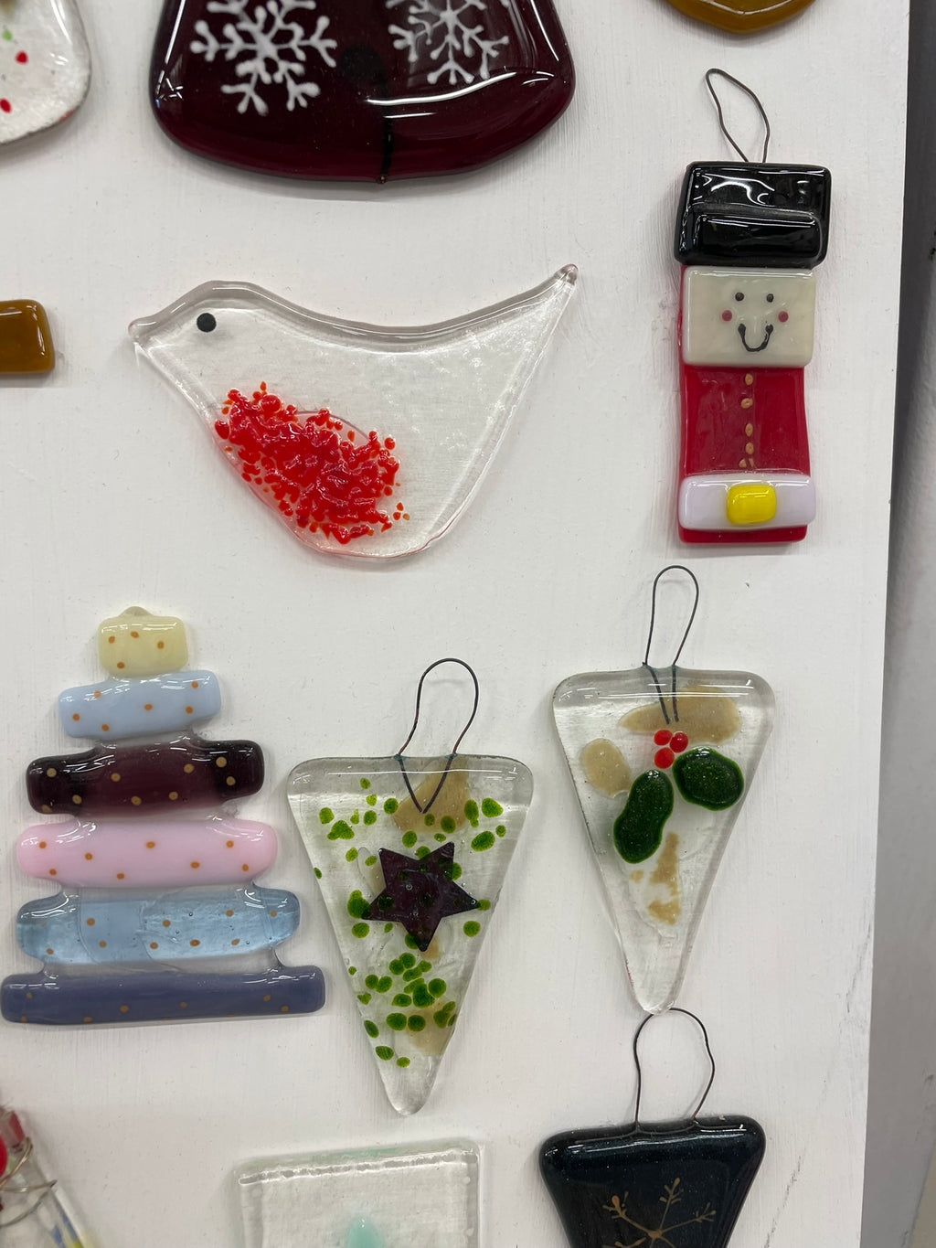Glass Christmas Decorations, Mulled Wine & Mince Pies image 9
