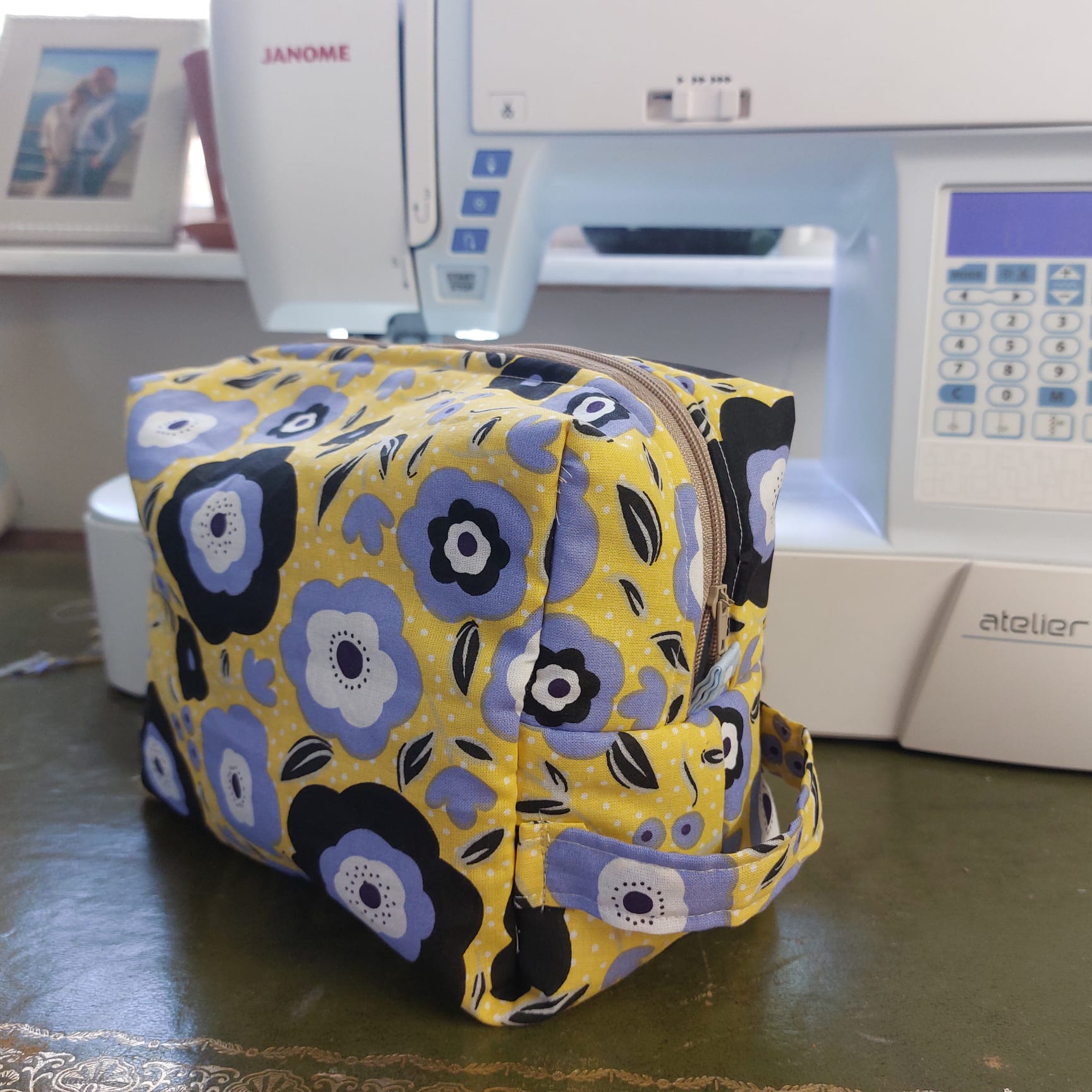 Sew a Quilted Washbag