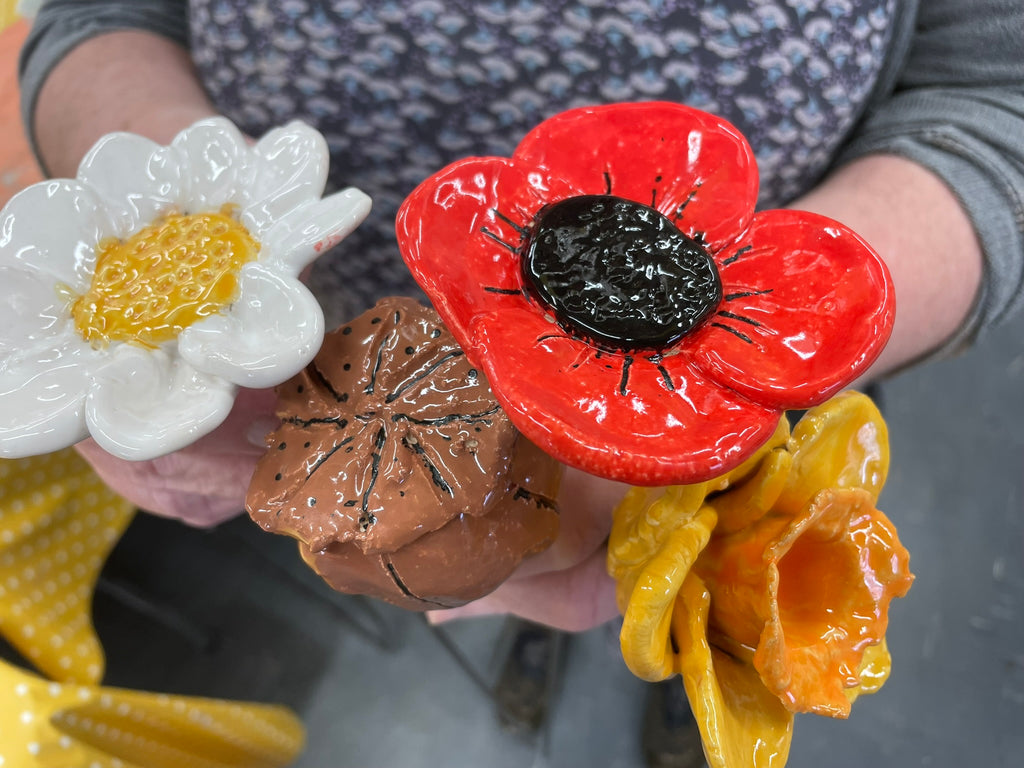 Ceramic Bunch of Flowers image 1