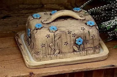 Ceramic Butterdish Course image 8