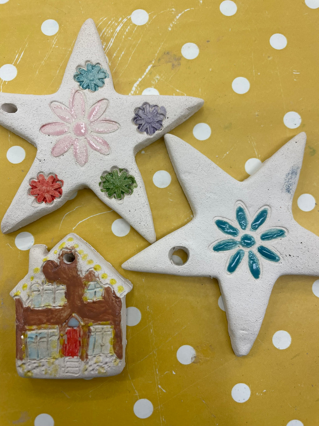 Ceramic Christmas Decorations Mulled Wine and Mince Pies image 10