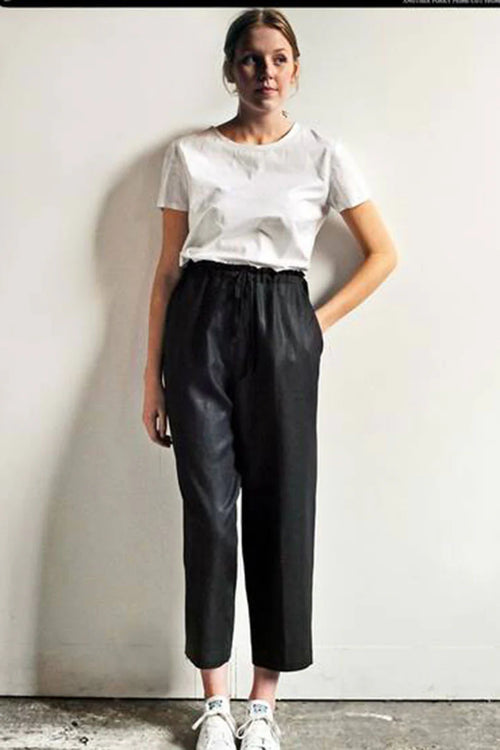 101 Trousers and Shorts image 1
