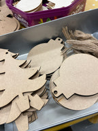 Mosaic Christmas Decorations image 19