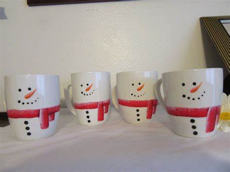 Glaze a Christmas Mug image 1