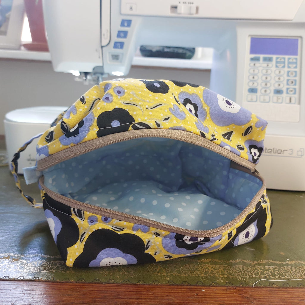 Sew a Quilted Washbag