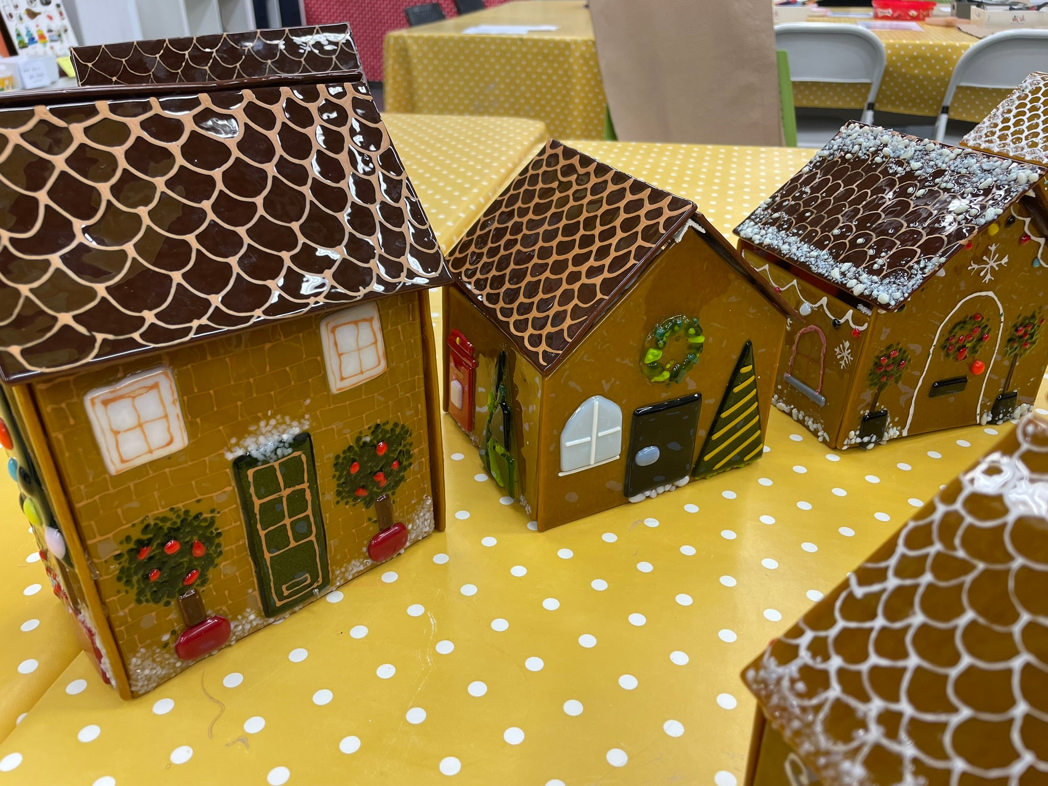 Fused Glass Gingerbread House image 7